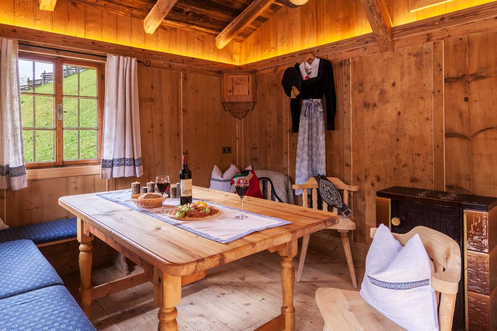 Hotel Garni Hanslerhof " Urlaub Am Bauernhof " ゲルロス エクステリア 写真
